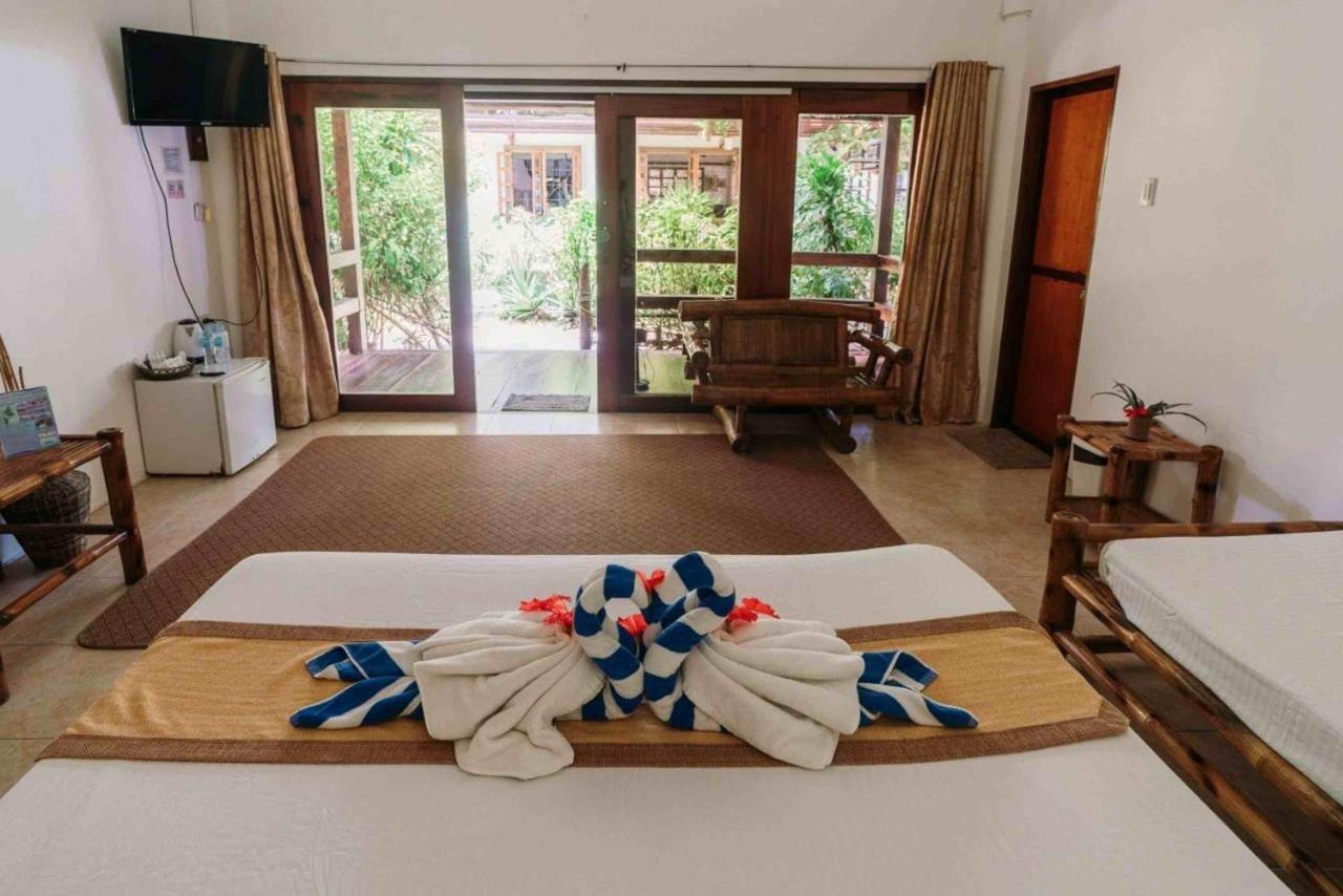 Romantic Beach Villas General Luna  Kültér fotó